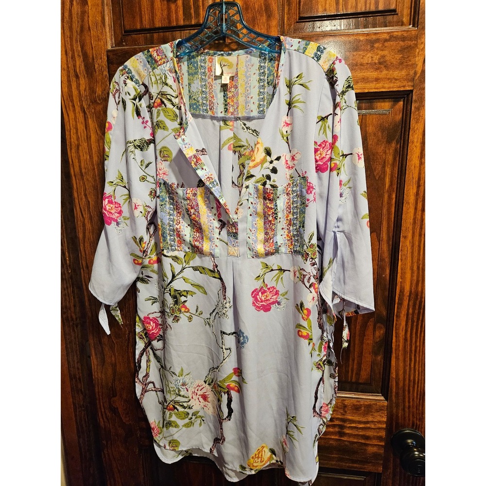 Fig & Flower Floral V-Neck Blouse Blue Mixed Print Tie Sleeve Small Anthro